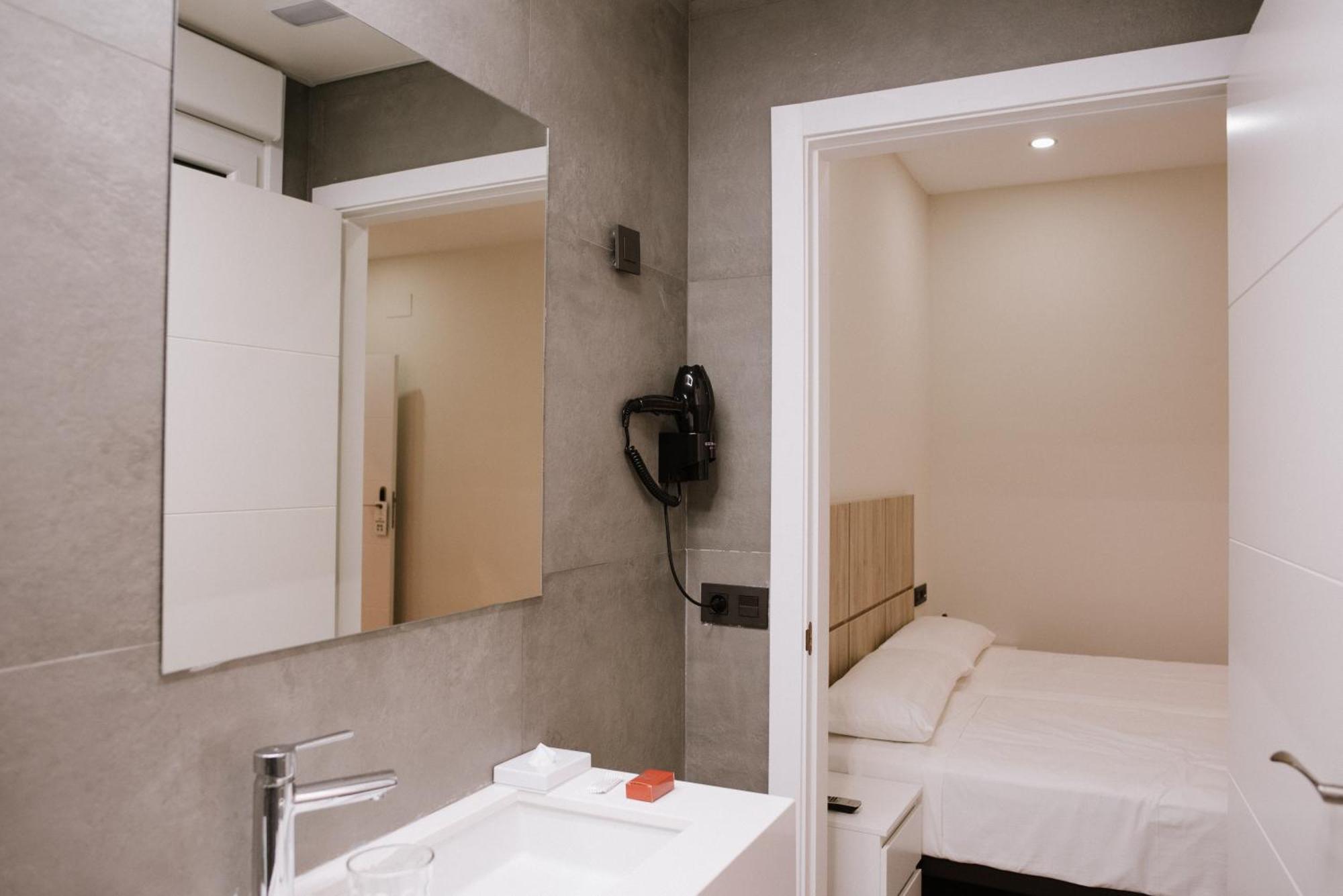 Hotel Melilla Centro Dış mekan fotoğraf